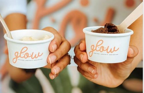 3D-product-vis-Glow-yogurt-cups
